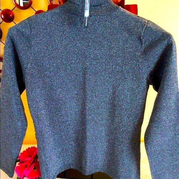 CHELSEA & THEODORE SHIMMERED SILK TURTLENECK M NWT - Picture 4 of 10